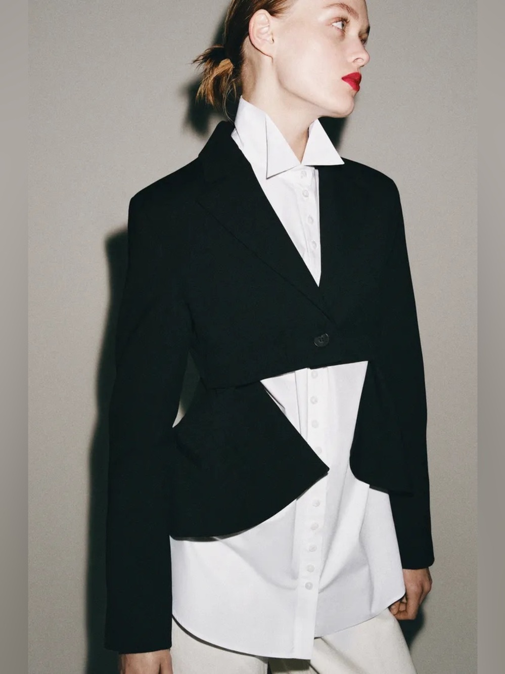 Zara Black Cropped Peplum Blazer. POP